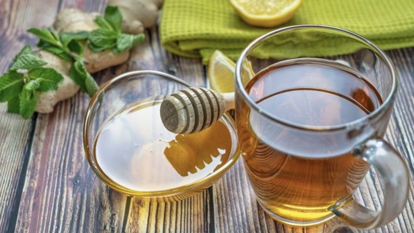 Minuman DIY travel – air lemon madu